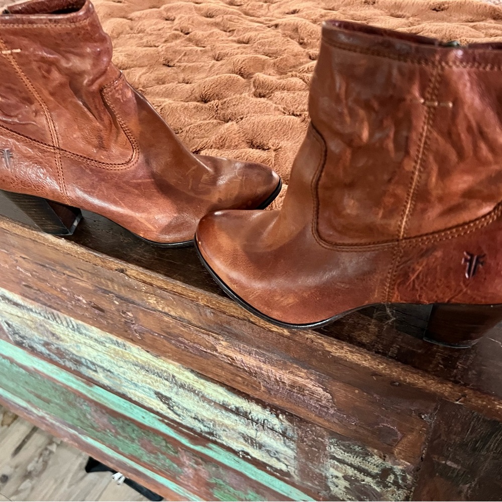 Frye Cognac Ankle booties. 7.5M